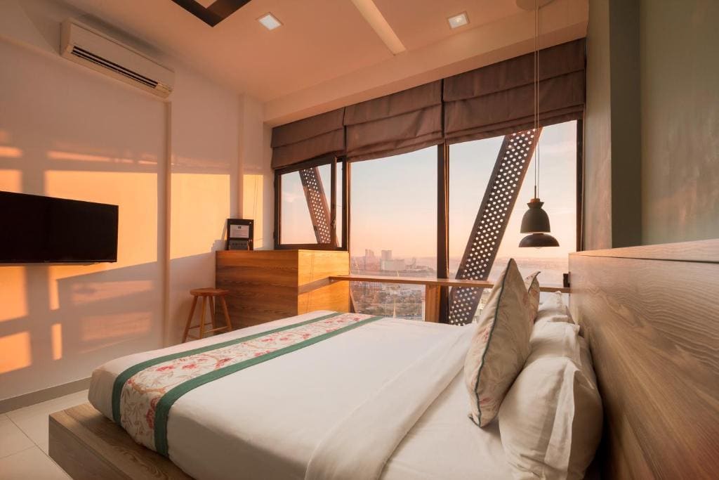 Landmark Double Room - River View room - Image 2