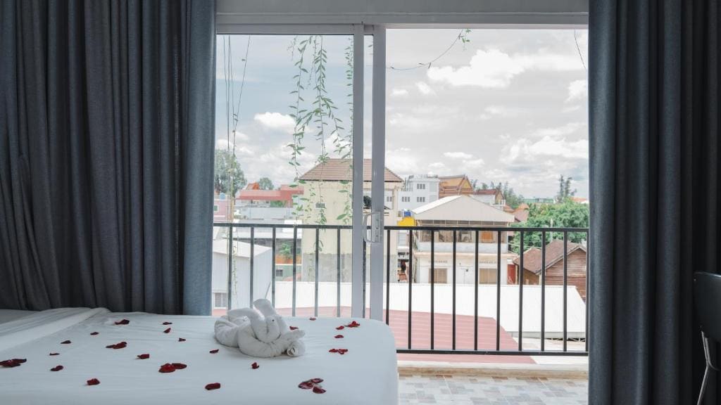 Deluxe Triple Room room - Image 1