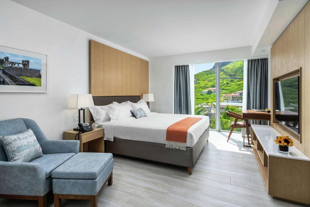 King Room with Sea View room - Image 1