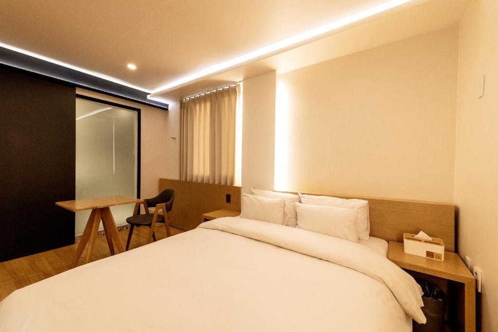 Standard Double Room room - Image 1
