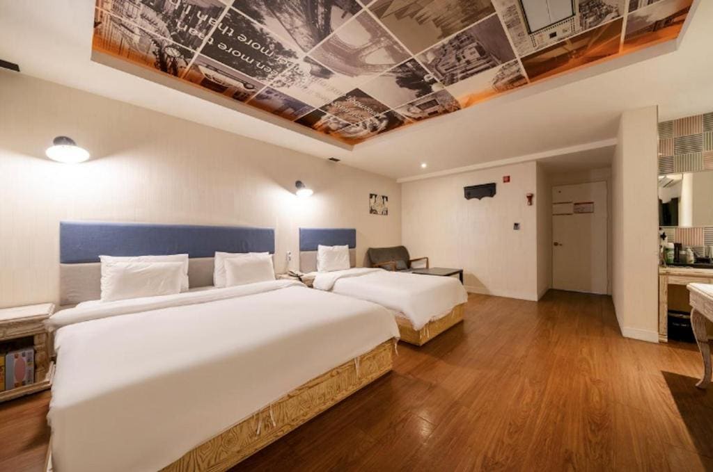 Twin Room room - Image 1