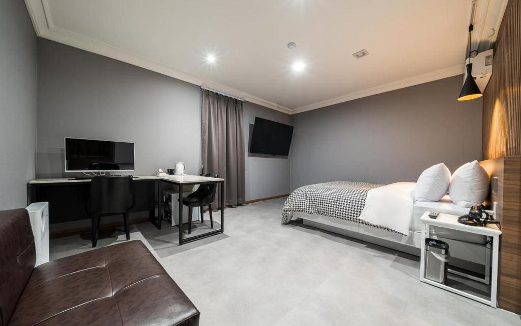 Deluxe Double Room room - Image 3