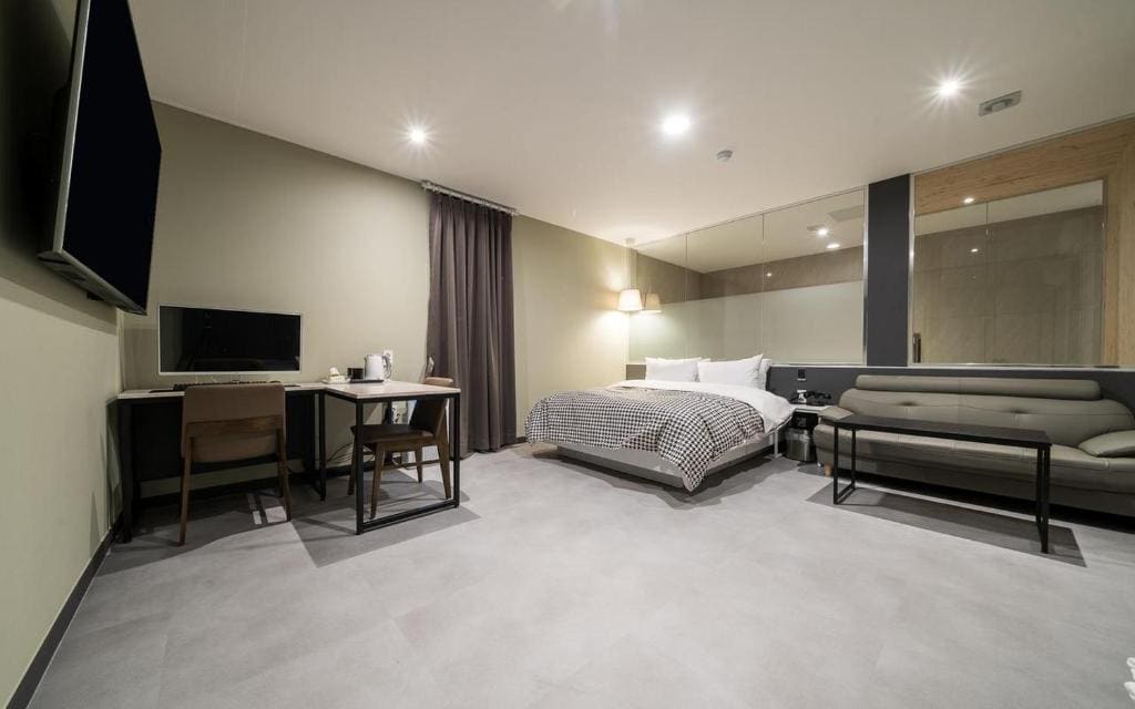 Luxury Sauna room - Image 1