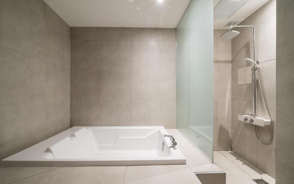 Premium Double Room room - Image 2