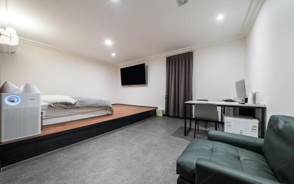Premium Double Room room - Image 1