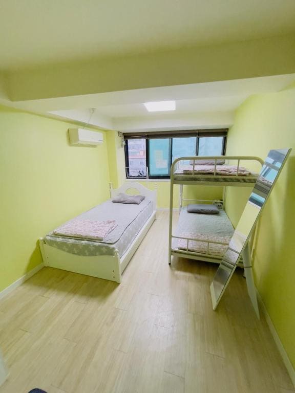 Basic Triple Room room - Image 2