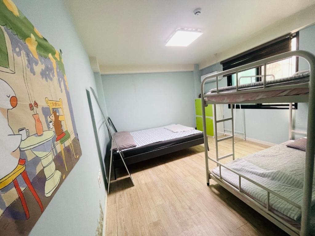 Quadruple Room room - Image 3