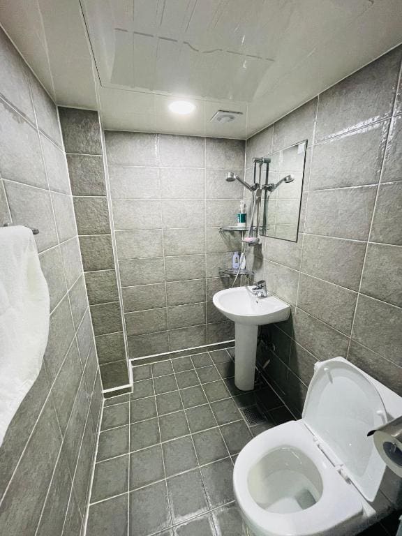 Queen Room room - Image 1