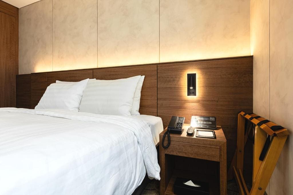 Deluxe Double Room room - Image 2