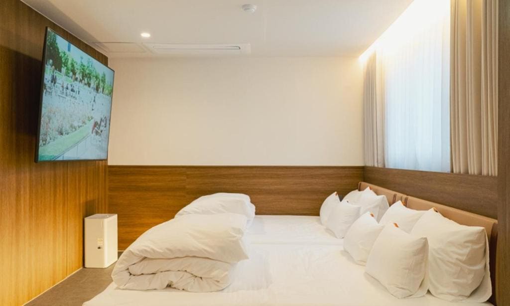 Family Twin room - Image 1