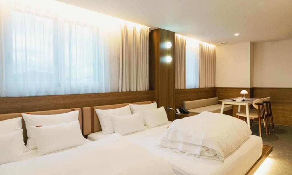 Family Twin room - Image 2