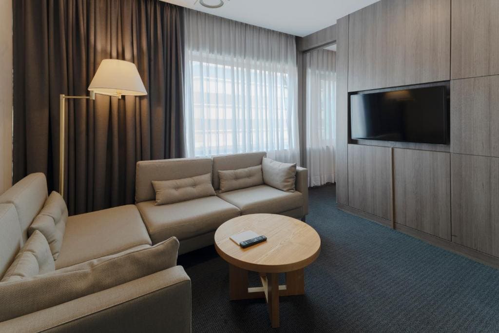 Premier Suite room - Image 2