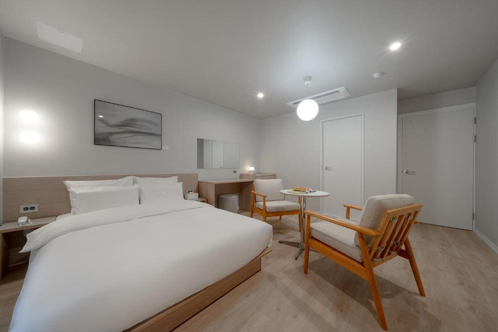 Double Room room - Image 2