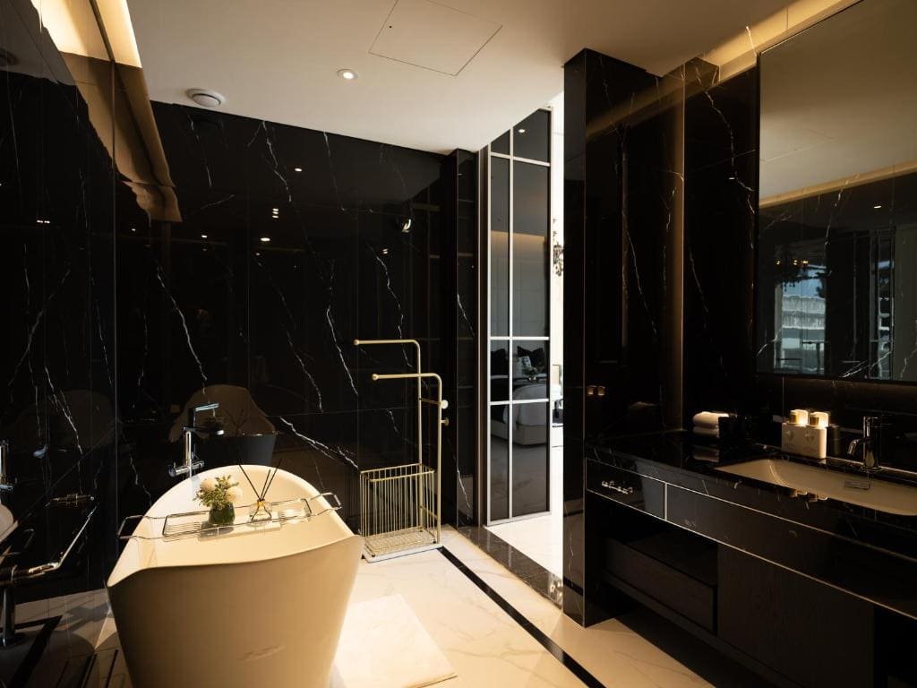 Royal Penthouse room - Image 3