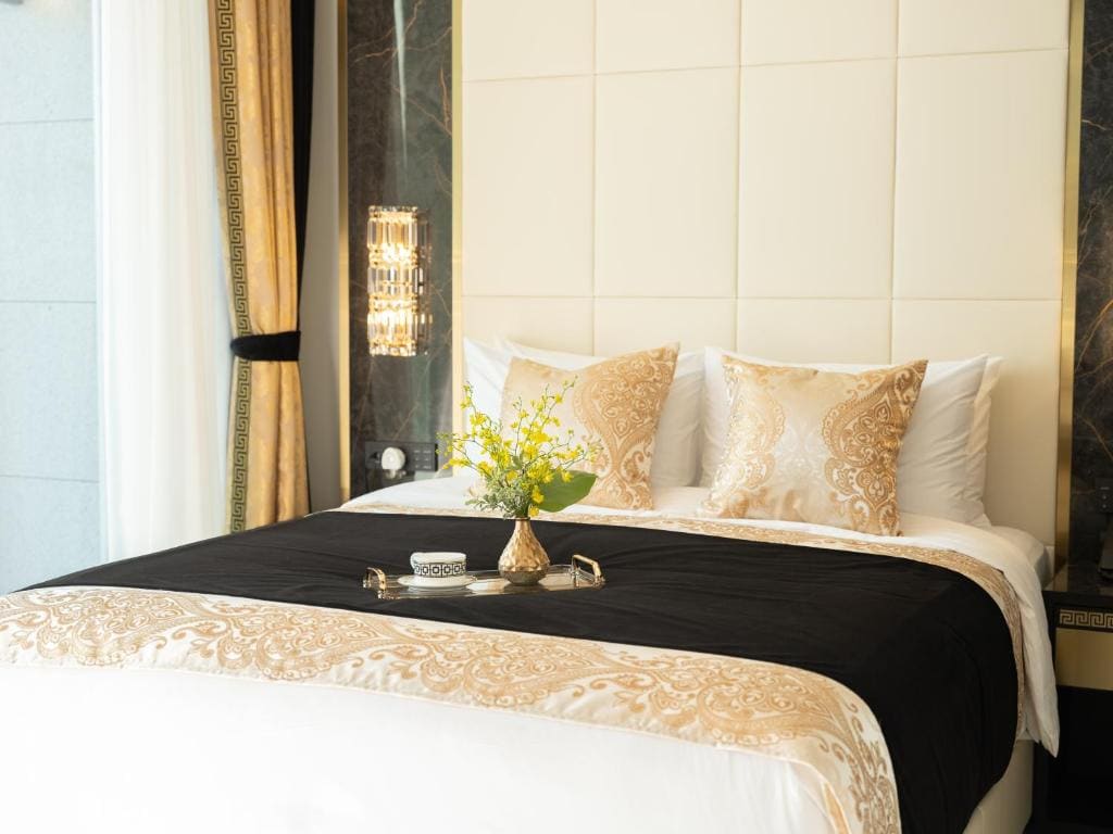 Penthouse room - Image 1