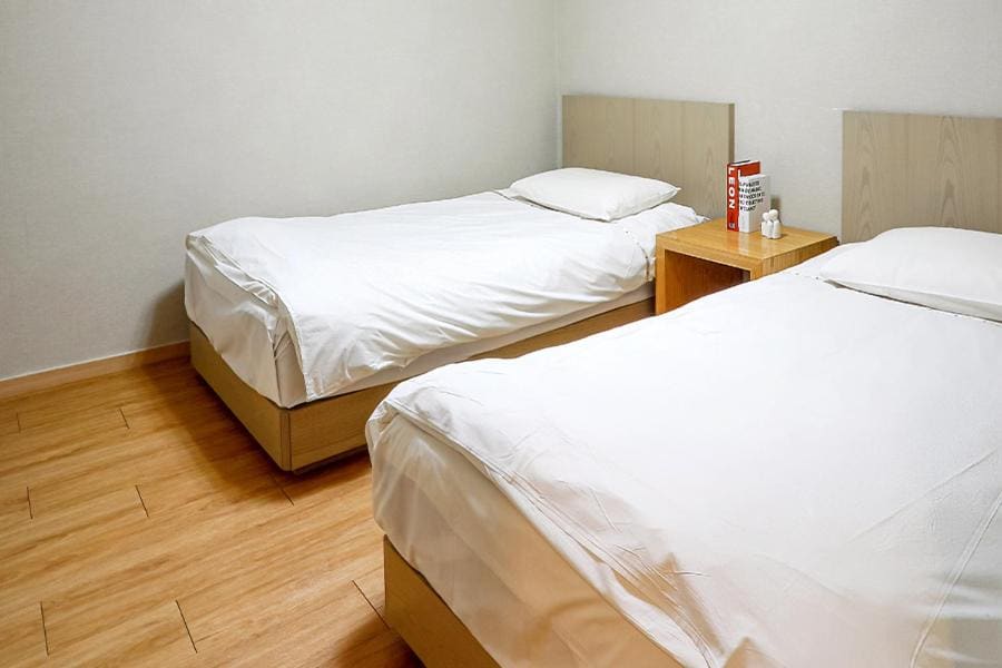 Deluxe Room room - Image 2