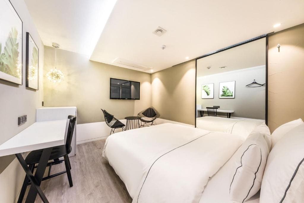 Deluxe Double Room room - Image 1
