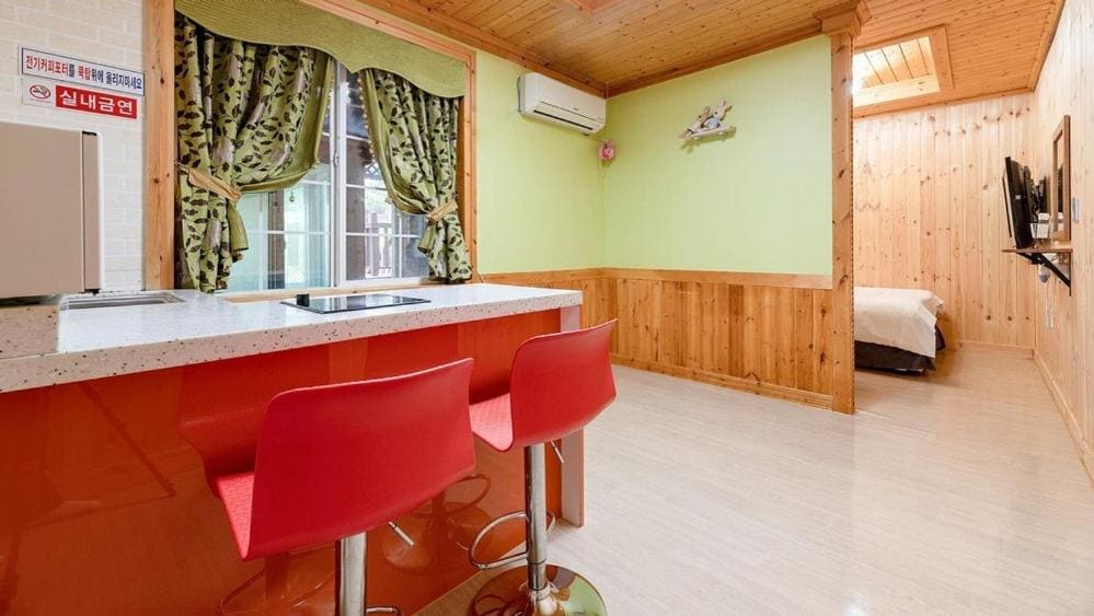 Double or Twin Room room - Image 3