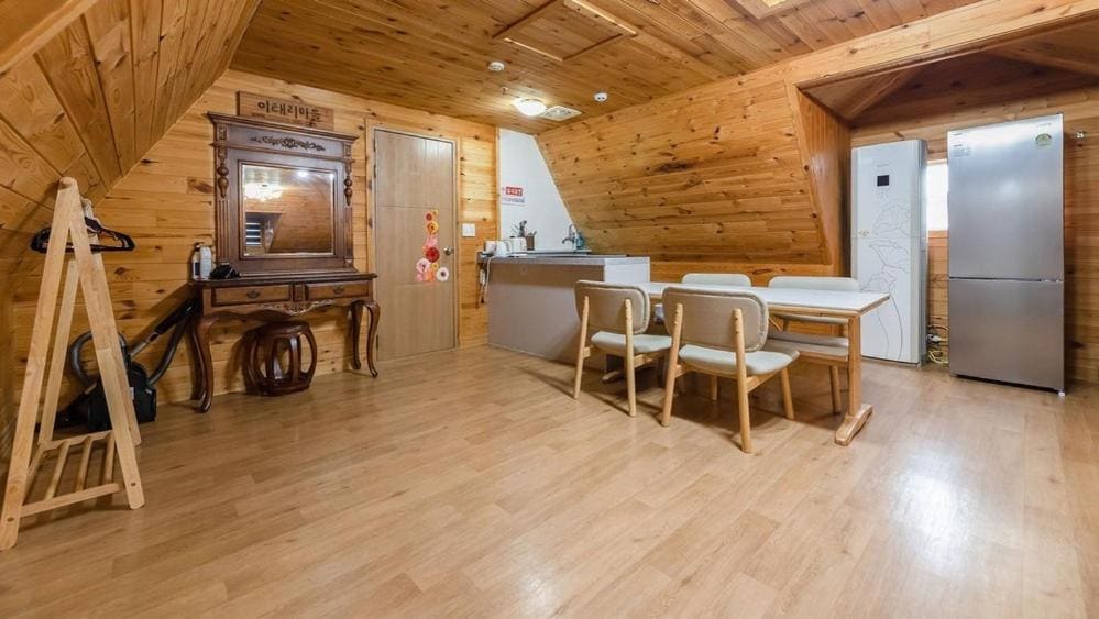 Quadruple Room room - Image 3