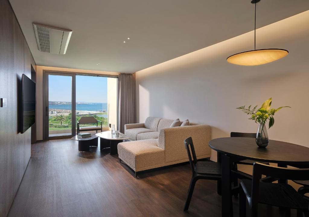Resort Junior Suite Ocean View, 1 Bedroom, Twin room - Image 1