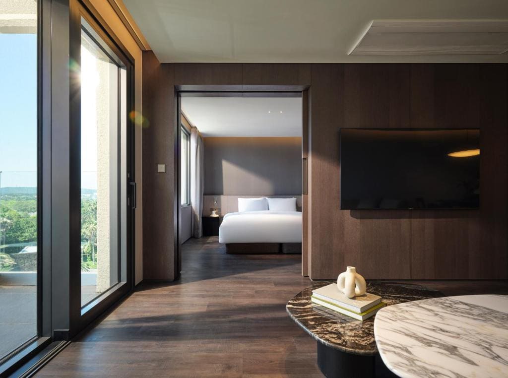 Resort Junior Suite Village View, 1 Bedroom, Twin room - Image 2