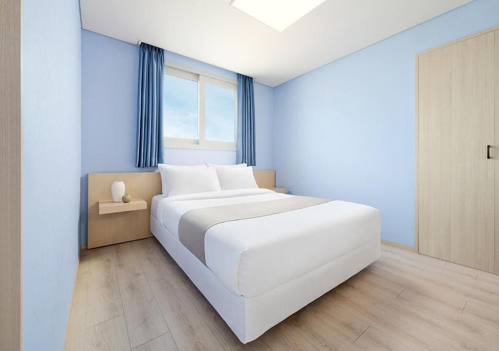 Deluxe Room room - Image 2