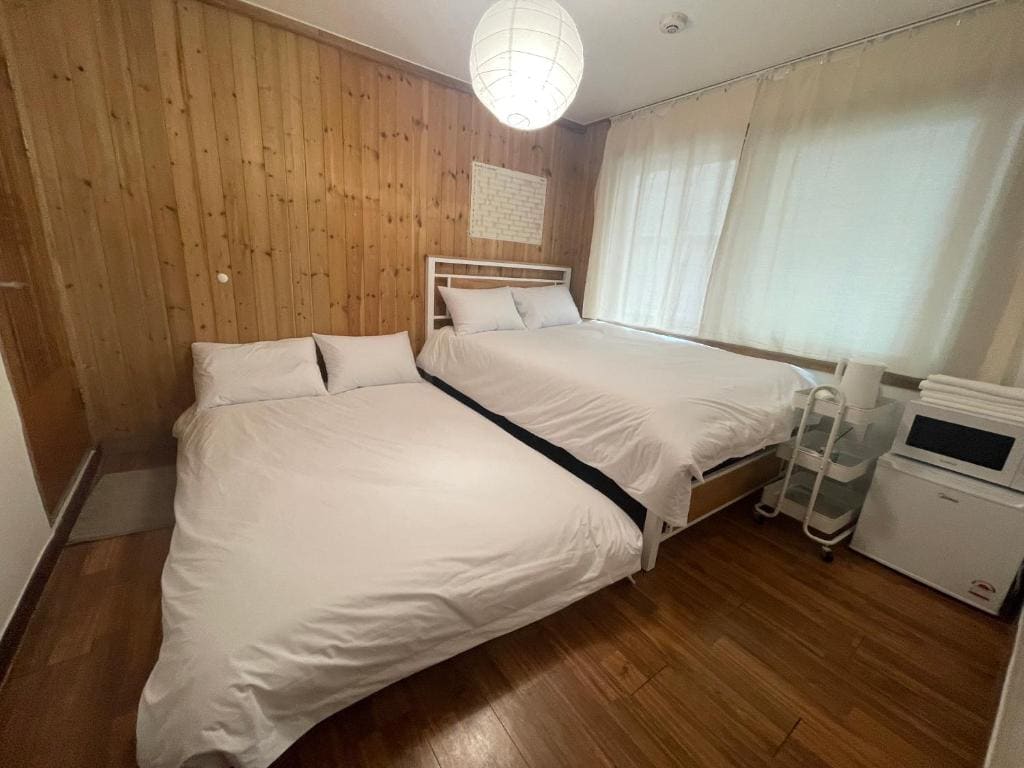 Quadruple Room room - Image 3
