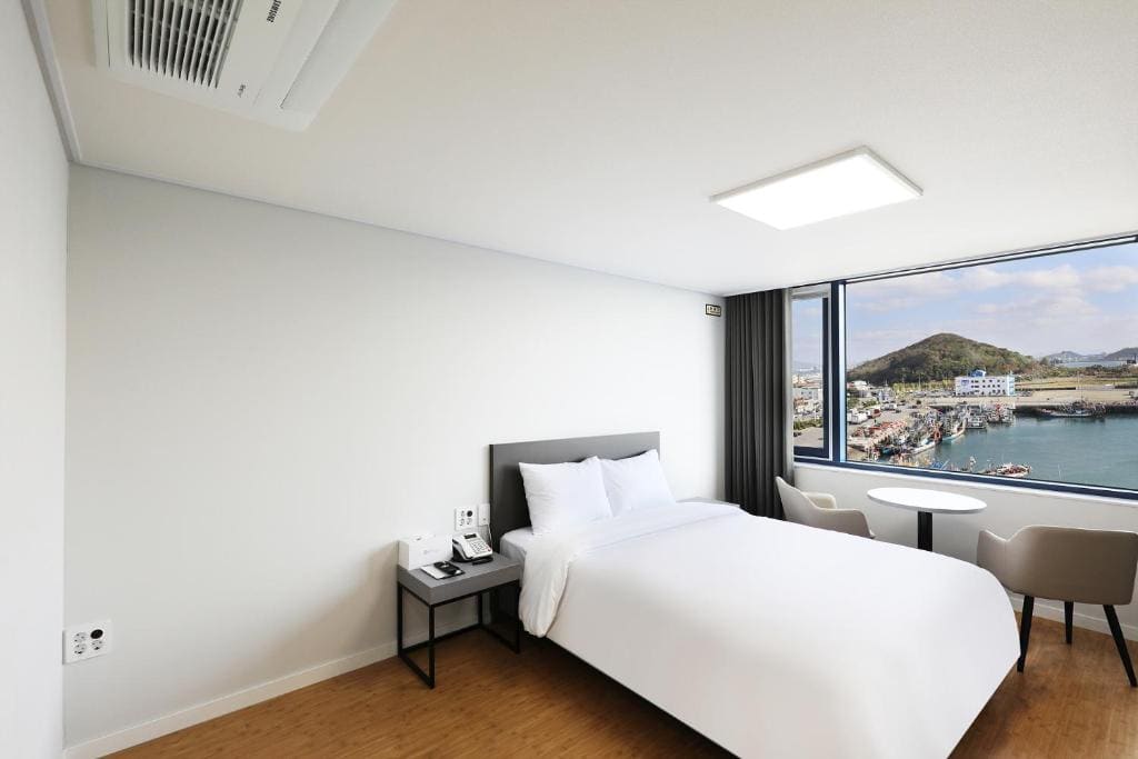 Deluxe Double Room room - Image 2