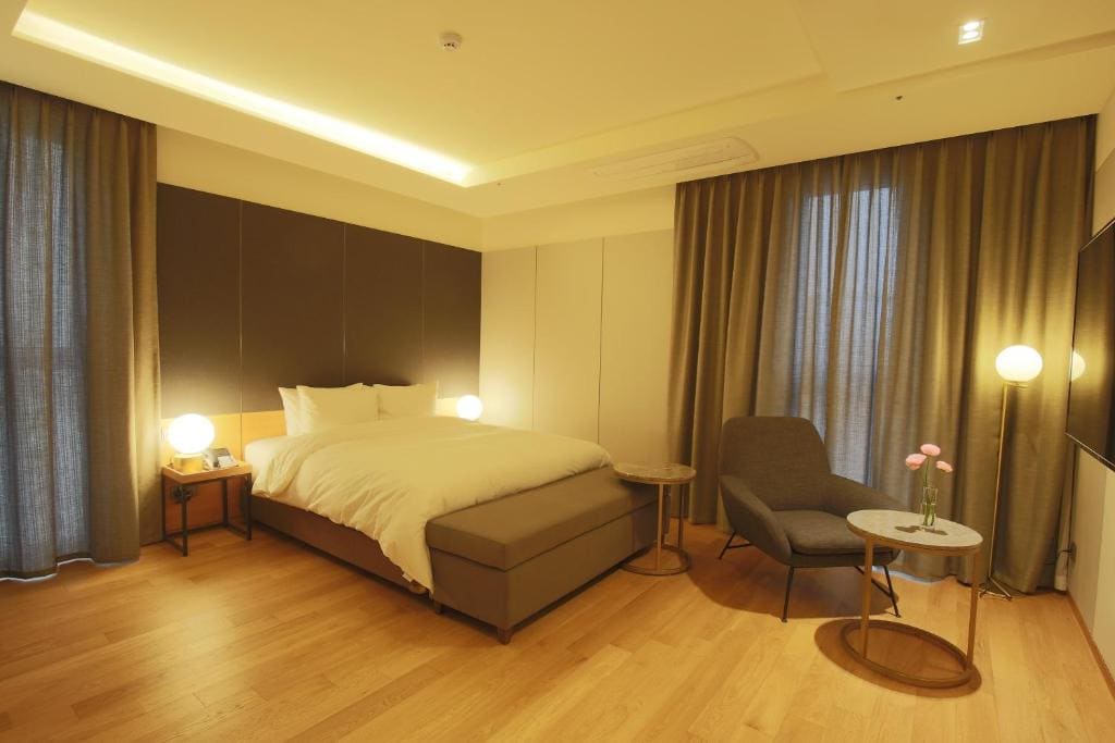Deluxe Double Room room - Image 1