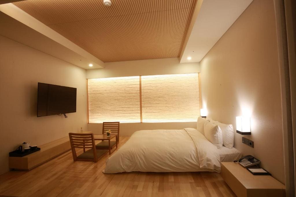 Superior Double Room room - Image 1