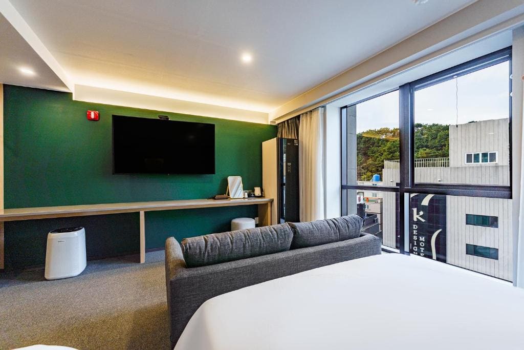 Deluxe Twin Room room - Image 1