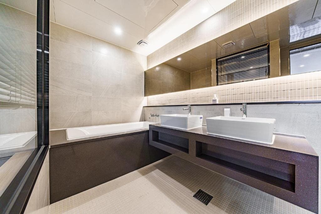 Suite room - Image 1