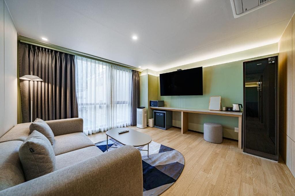 Suite room - Image 2