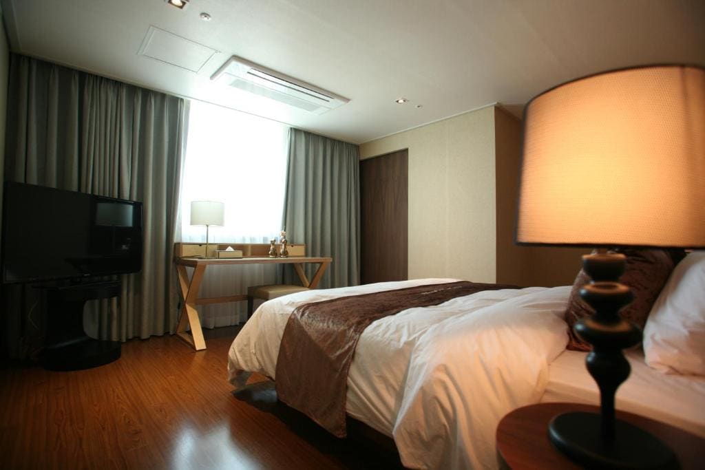 Junior Suite with Sea View room - Image 1