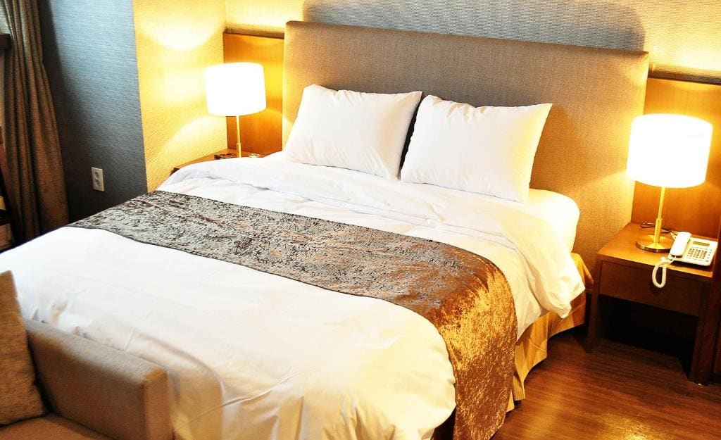 Deluxe Double Room with Sea View room - Image 2