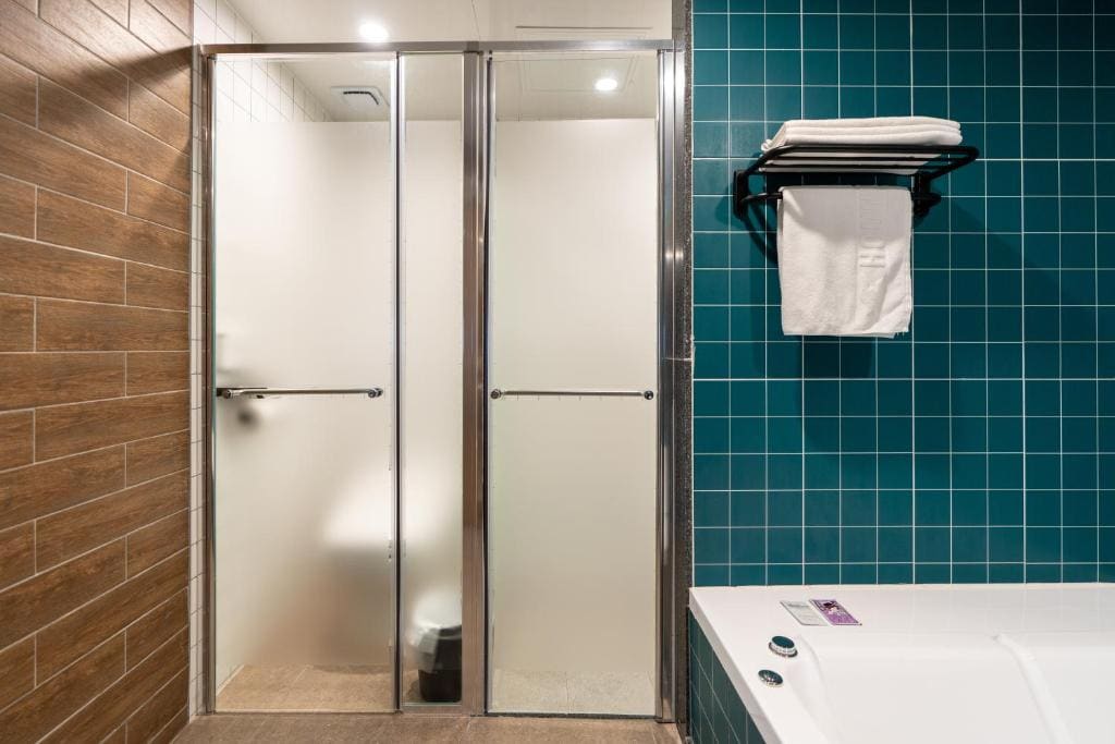 Suite room - Image 2