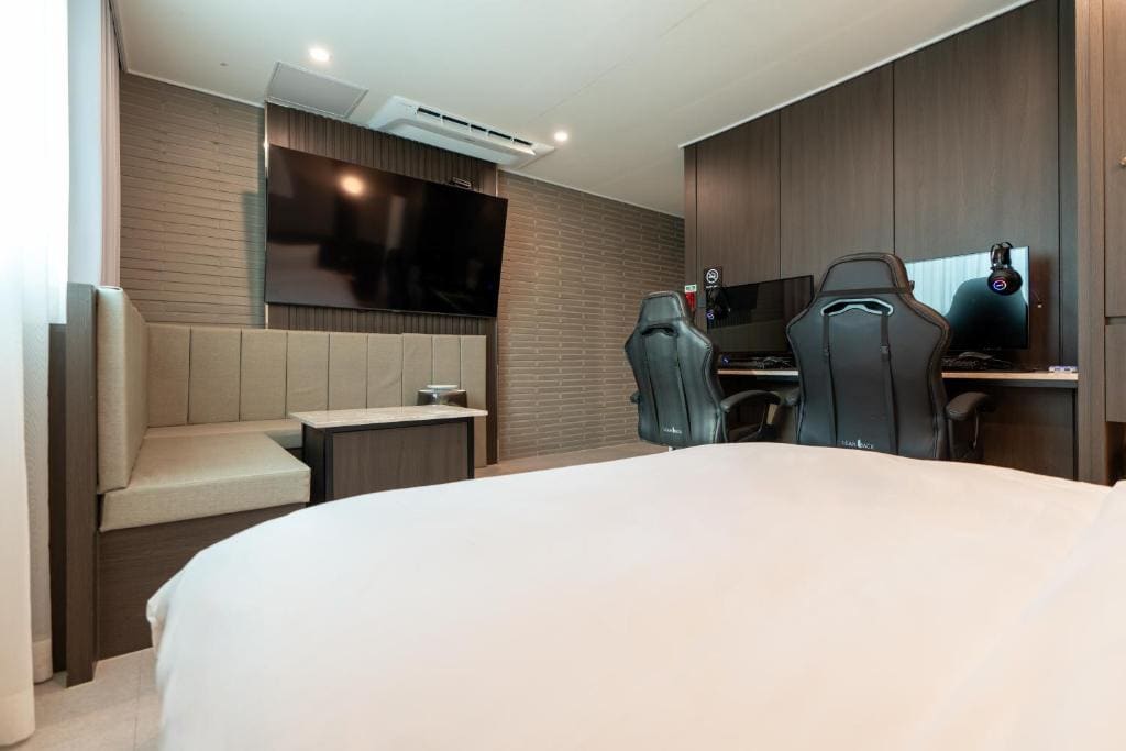 Superior Double Room room - Image 2