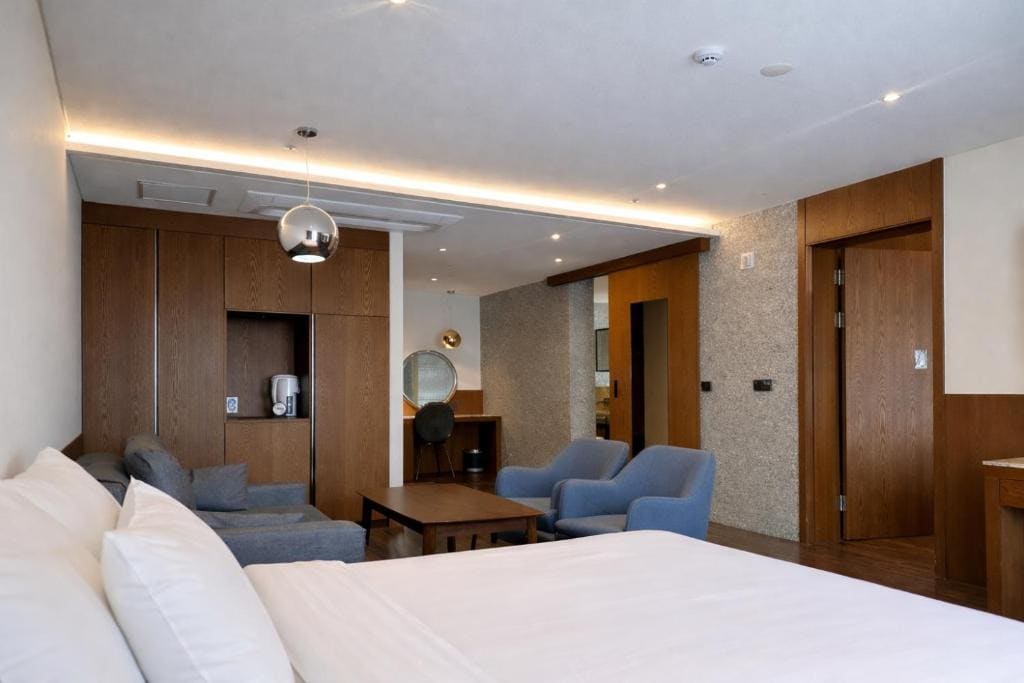 Terrace Twin Room room - Image 1