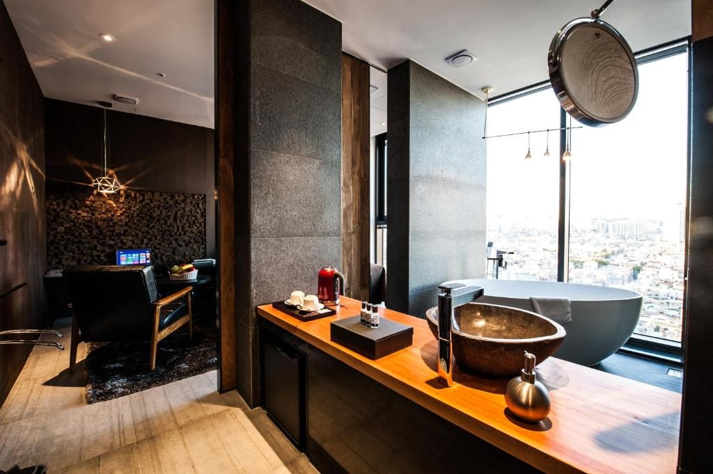 Premium Double room - Image 3