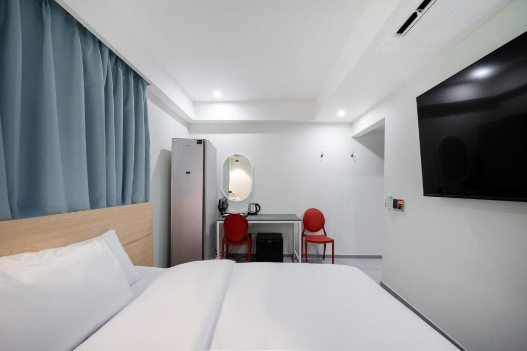 Deluxe Double Room room - Image 3