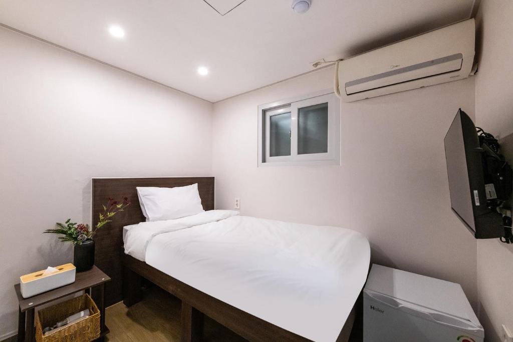 Standard Single Room room - Image 1