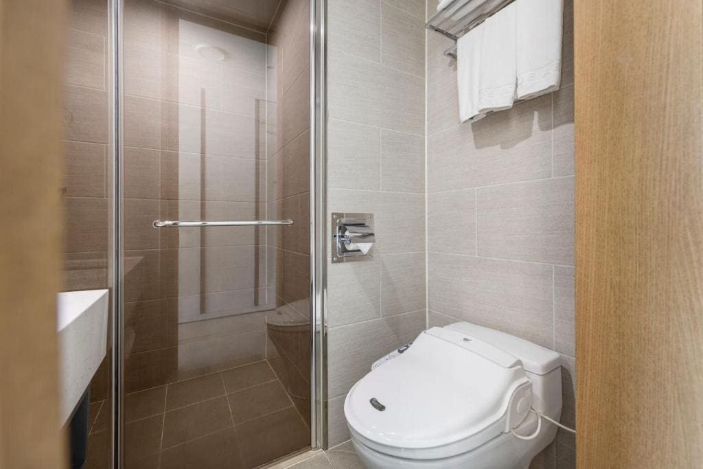 Standard Twin Room room - Image 3