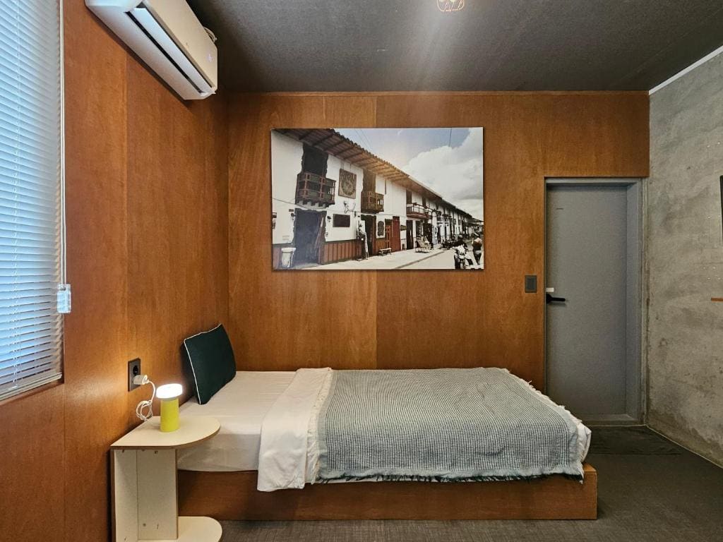 Twin Room with Private Bathroom room - Image 1