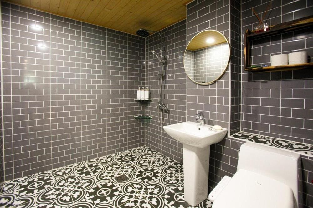 Quadruple Room room - Image 1