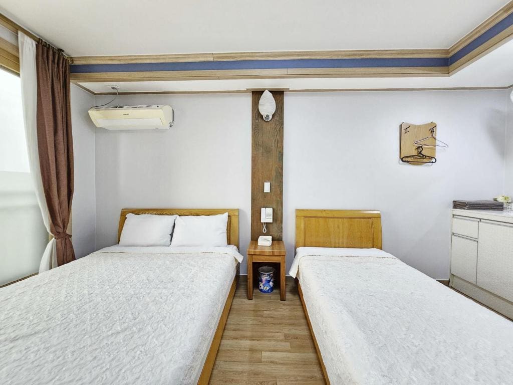Twin Room room - Image 1