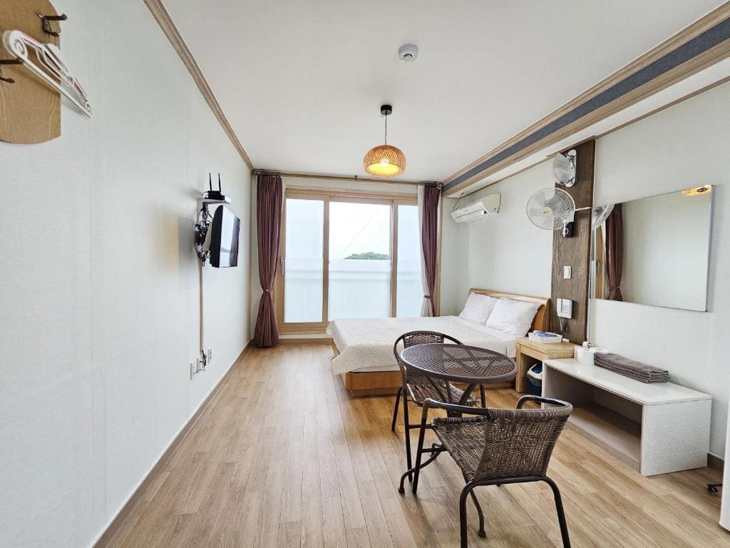 Deluxe Double Room room - Image 3