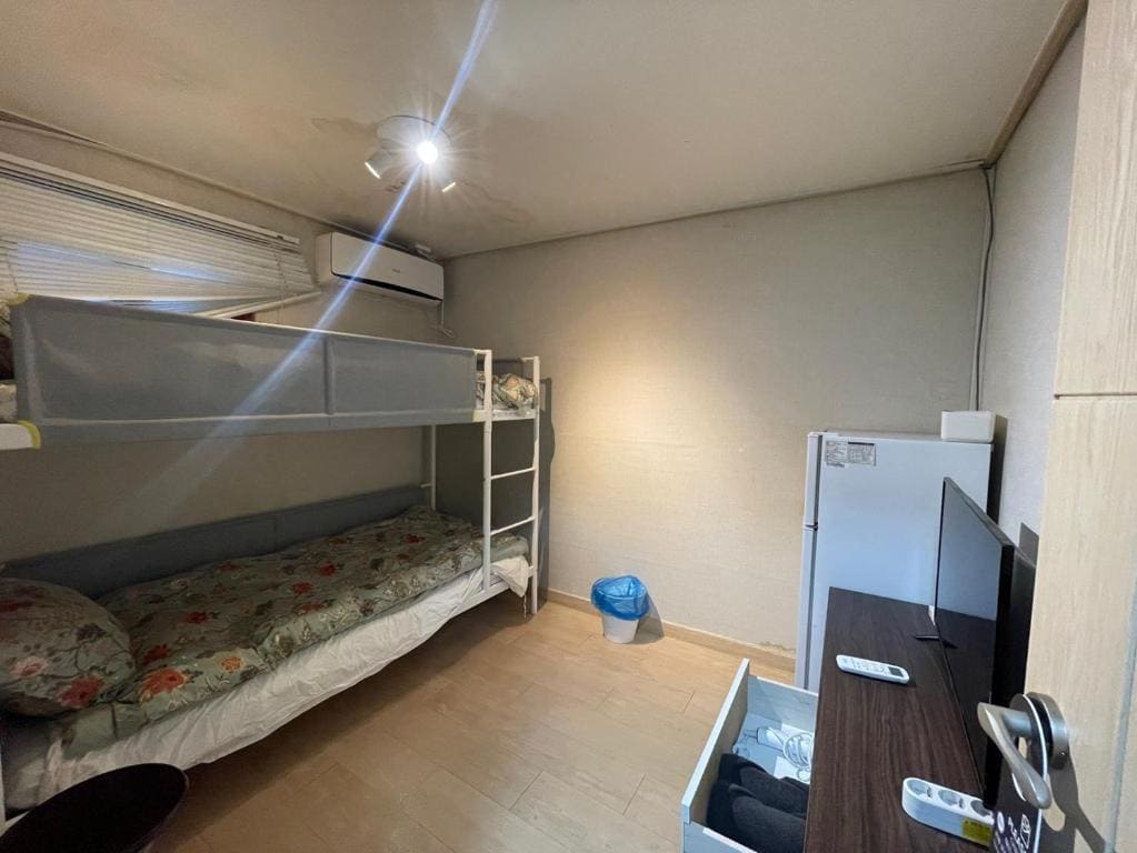 Twin Room room - Image 1
