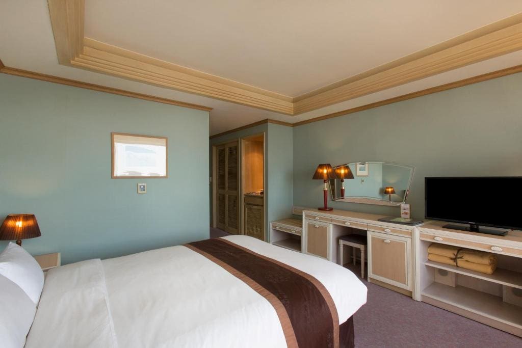 Standard Twin Room room - Image 2