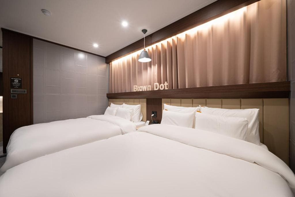 Superior Twin Room room - Image 1