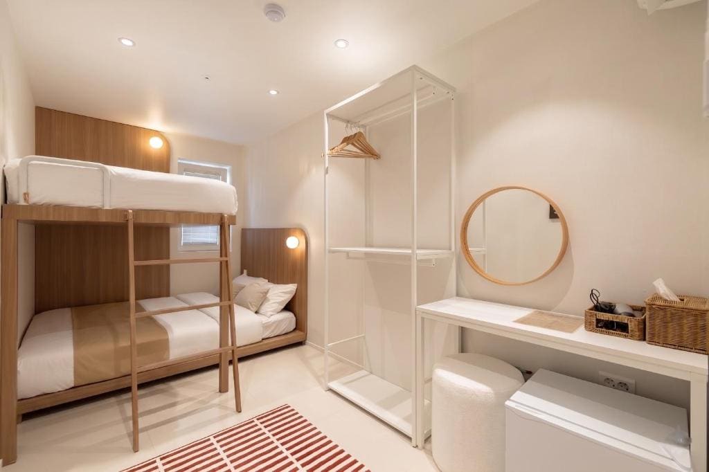 Deluxe Twin Room room - Image 1